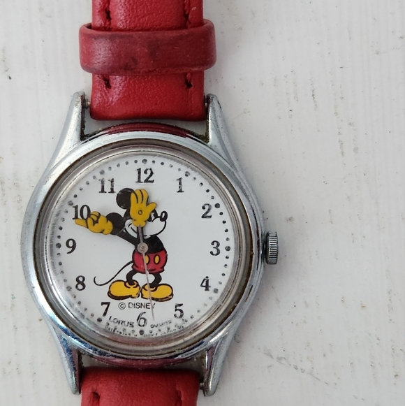 Vintage Lorus Disney Mickey Mouse Watch - Child's Size - Needs Battery - Picture 1 of 7